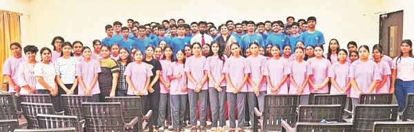 युगांतर में कम्युनिकेशन स्किल्स पर कार्यशाला