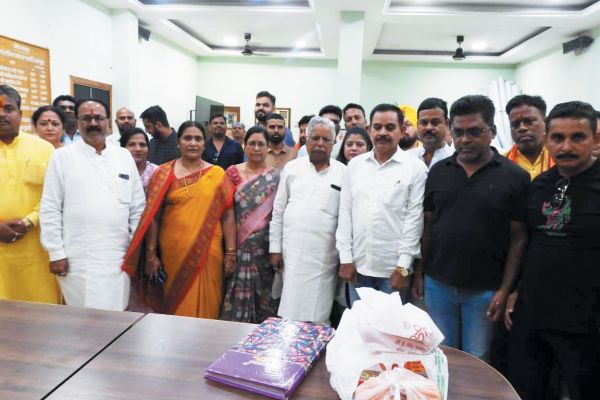 विदेश दौरे से शनिवार दोपहर लौटेंगे मुख्यमंत्री साय, होगा भव्य स्वागत