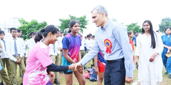 तीन दिनी खेल महोत्सव: पारंपरिक के  साथ आधुनिक खेल भी खेले गए