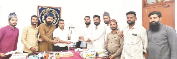 ईद पर शराब दुकान बंद रखने की मांग,  सौंपा ज्ञापन