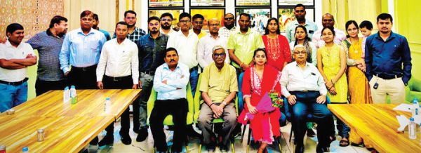 मेहर समाज ने किया प्रतिभावान छात्रों का सम्मान