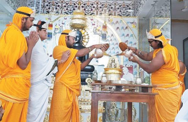  इंद्रियों पर नियंत्रण ही संयम  धर्म है-सुरेश मोदी