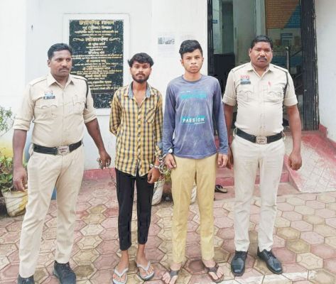 चोरी की नीयत से घर में घुसे दो गिरफ्तार 