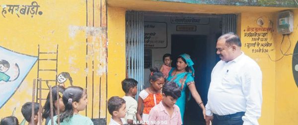 अपर कलेक्टर ने स्कूल व आंगनबाड़ी केंद्रों का किया निरीक्षण