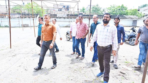 नपा अध्यक्ष ने किया रामलीला स्थल का निरीक्षण