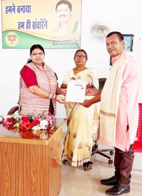 उत्कृष्ट कार्य के लिए शरद चोपकर सम्मानित
