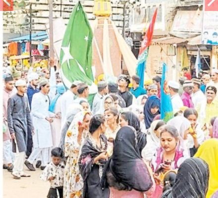  हर्षोल्लास से मना जश्ने ईद मिलादुन्नबी