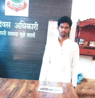 शराब के पैसे नहीं देने पर गणेश पंडाल के पास चला चाकू, आरोपी गिरफ्तार