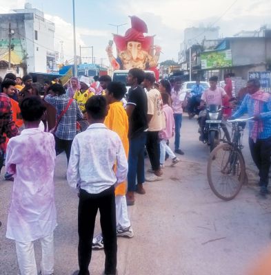 गणेश प्रतिमाओं का विसर्जन