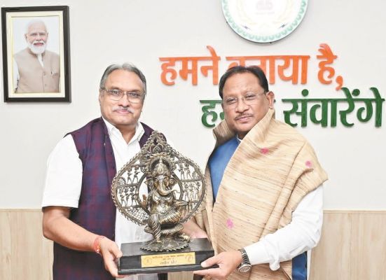 संदीप शर्मा ने सीएम  से मुलाकात की