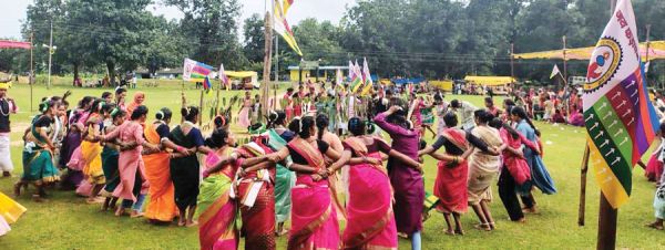 हर्षोल्लास से मना गायता जोहारनी मिलन समारोह