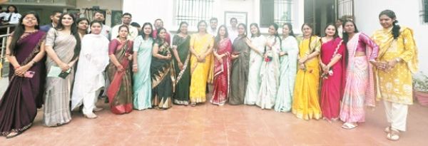  सीनियर सेकंडरी स्कूल में मनाया गया शिक्षक दिवस