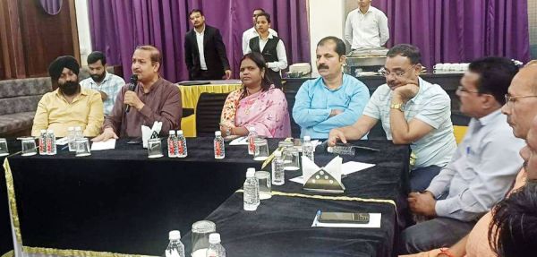 सडक़ सत्याग्रह की पहल, अंबिकापुर  की सडक़ों पर सर्वदलीय मंथन