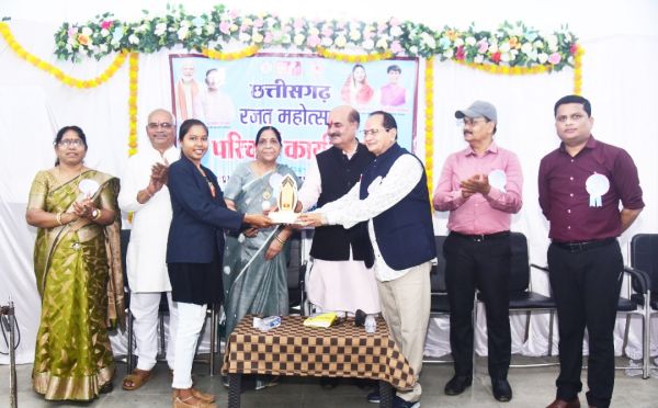 वल्लभाचार्य कॉलेज में विकसित छत्तीसगढ़ 2047 थीम पर परिचर्चा
