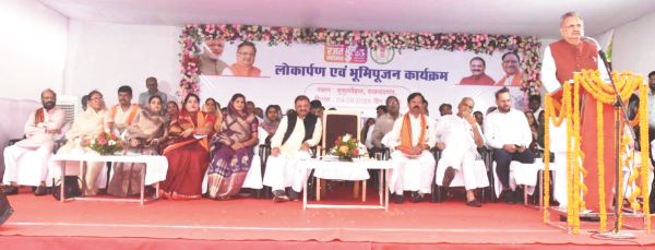 बेटी के शिक्षित होने से पूरे परिवार की तरक्की और पीढ़ी का निर्माण - रमन
