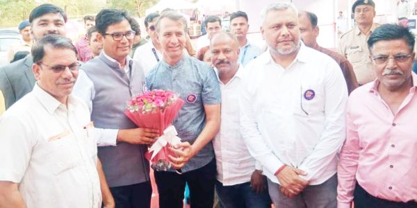 छत्तीसगढ़ चेम्बर ऑफ कॉमर्स ने सीएम-वित्तमंत्री से की मुलाकात