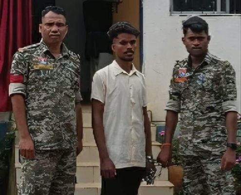 इंस्टाग्राम पर अश्लील फोटो फैलाया, गिरफ्तार