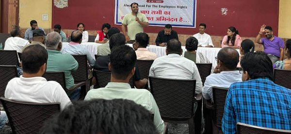 हक छीना तो इच्छा मृत्यु मांगी