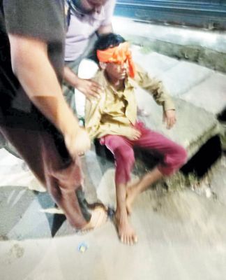 बाइक की टक्कर से 2 जख्मी