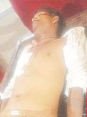 वाहन की चपेट में एक  की मौत, दो जख्मी