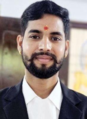 युवा प्रत्याशी ने की वोट की अपील