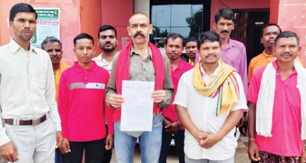 खनिज संपदा के दोहन को लेकर सीपीआई ने सौंपा ज्ञापन, सहकारी समितियों के माध्यम से उत्खनन की मांग