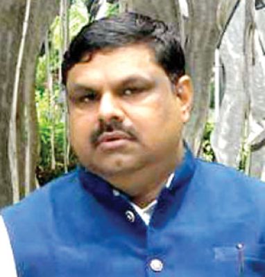 छत्तीसगढ़ में  गुजरात शिक्षा माडल को लागू करेंगे- यादव