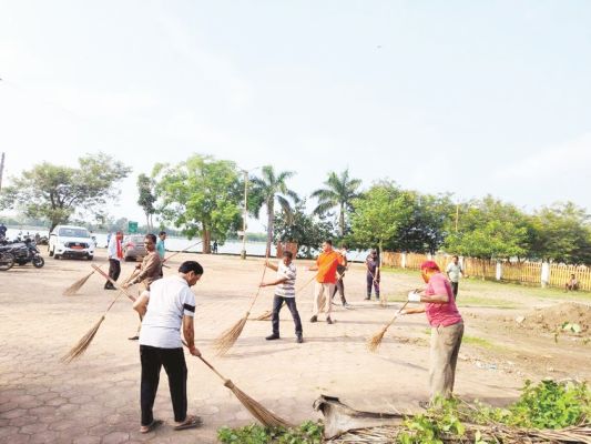 स्वच्छता अभियान में संत निरंकारी मंडल के सदस्य बने सहभागी
