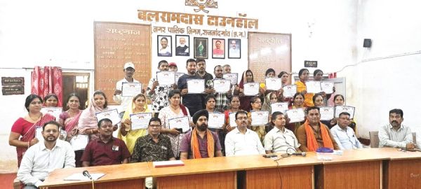 लाटरी से 26 हितग्राहियों को आवास आबंटन