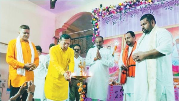 धमतरी पहुंची स्वर्वेद यात्रा, कश्मीर से निकल कन्याकुमारी जा रही