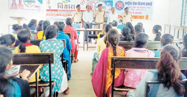 साइबर ठगी से बचें-एसआई