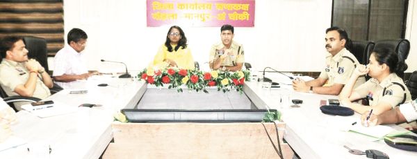 महिलाओं को सुरक्षित वातावरण उपलब्ध कराएं - प्रजापति