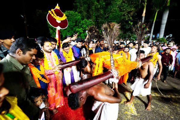 काछनदेवी ने दी बस्तर दशहरा मनाने की अनुमति