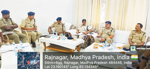 गौवंश तस्करी रोकने एमपी-छत्तीसगढ़ पुलिस ने की संयुक्त बैठक