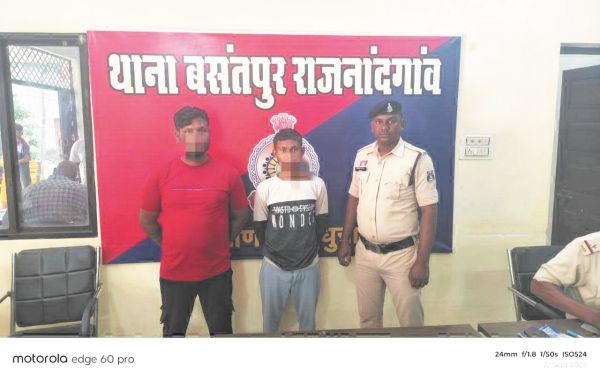 शराब पीने पैसे की मांग करने वाला फरार आरोपी गिरफ्तार