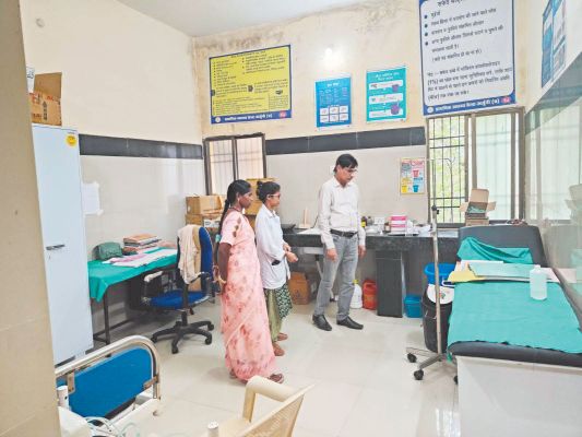 सीएमएचओ ने किया वनांचल स्वास्थ्य केंद्र अर्जुनी का निरीक्षण