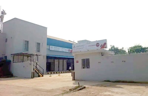 माना एयरपोर्ट पर घरेलू हवाई मालवहन सेवा शुरू