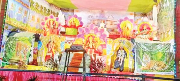 चैतन्य देवियों की झांकी का शुभारंभ