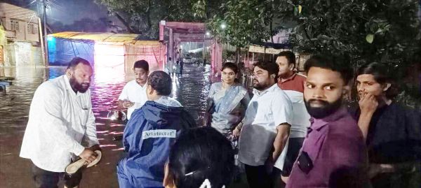 बारिश से जन-जीवन अस्त-व्यस्त, निचले इलाकों  में पानी घुसा, त्रिवेणी संगम हुआ लबालब