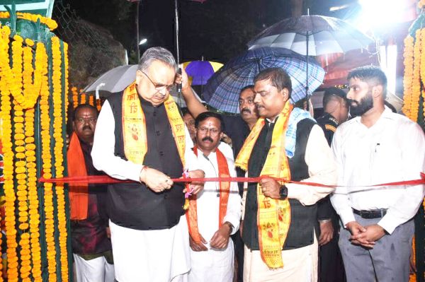 विस अध्यक्ष ने पर्यावरण परिक्रमा पथ का किया लोकार्पण