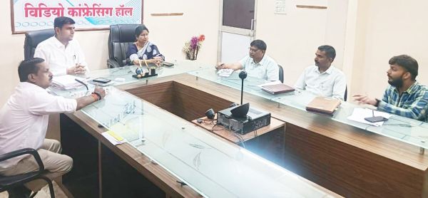 नवरात्र से दीपावली तक रोशनी से सजेगा शहर, त्योहारों में शहर जगमगाने की तैयारी