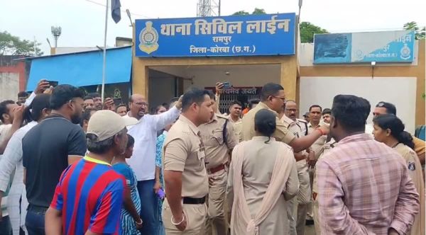 कोरबा में मतांतरण के विवाद पर बवाल, पादरी समेत चार पर अपराध दर्ज