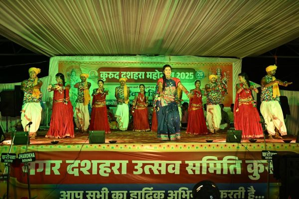 कुरुद दशहरा महोत्सव में  छत्तीसगढ़ी कलाकारों की धूम