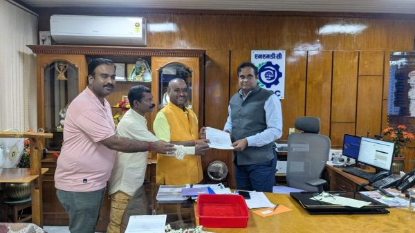 बोनस राशि से की जा रही कटौती पर खदान मजदूर संघ ने जताई आपत्ति