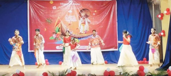 एनएमडीसी बैला क्लब में ओणम पर्व हर्षोल्लास से मना