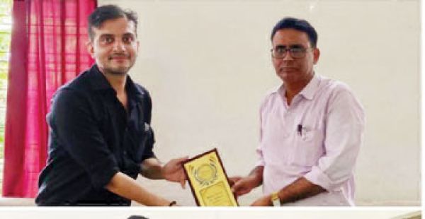 माउंट लिट्रा ज़ी स्कूल में शिक्षकों के लिए सेमिनार