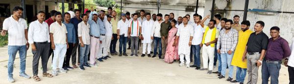 प्रतापपुर विस युवा कांग्रेस की बैठक