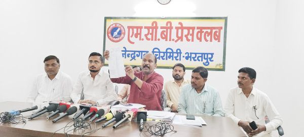  महिला एवं बाल विकास विभाग की संविदा भर्ती में घोटाले का पूर्व विधायक कमरो ने लगाया आरोप