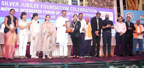 डॉ. प्रियंका बिस्सा राष्ट्रीय  कर्मयोगी अवार्ड से सम्मानित