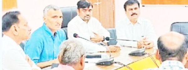  दशहरा उत्सव की तैयारी, नगर पालिकाध्यक्ष ने किया निरीक्षण